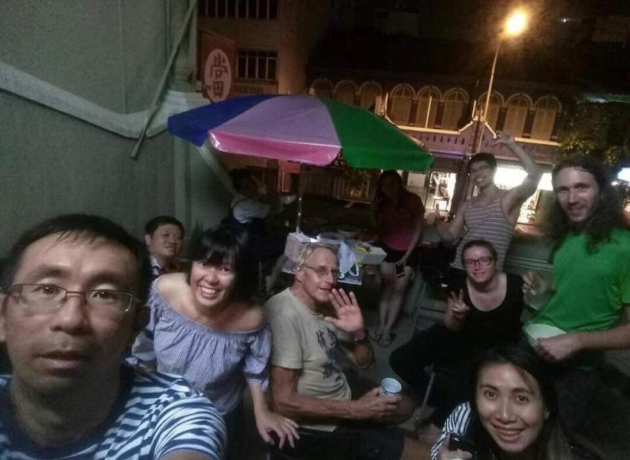 Vloft Backpackers Hostel Ipoh Bagian luar foto