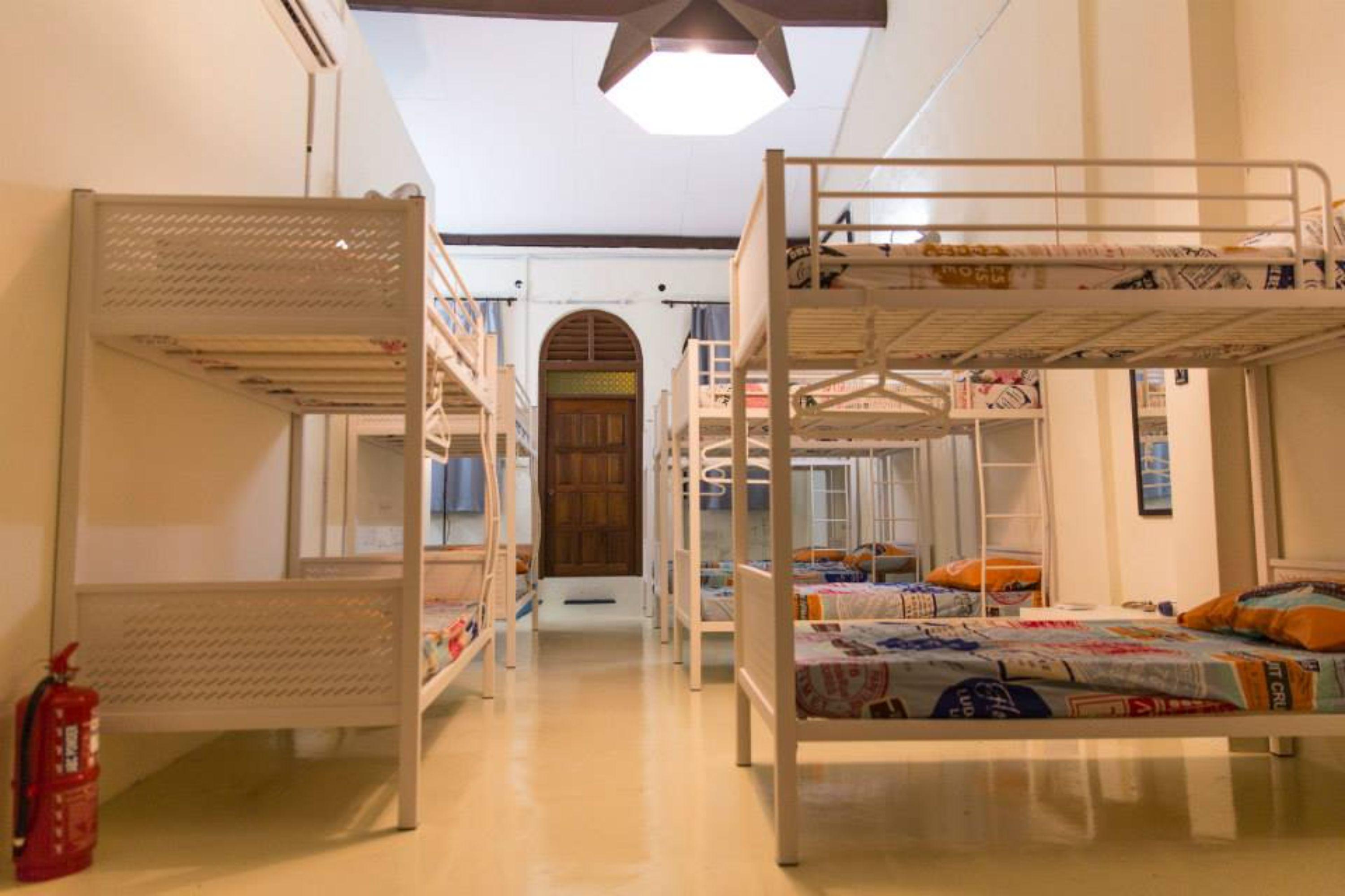 Vloft Backpackers Hostel Ipoh Bagian luar foto