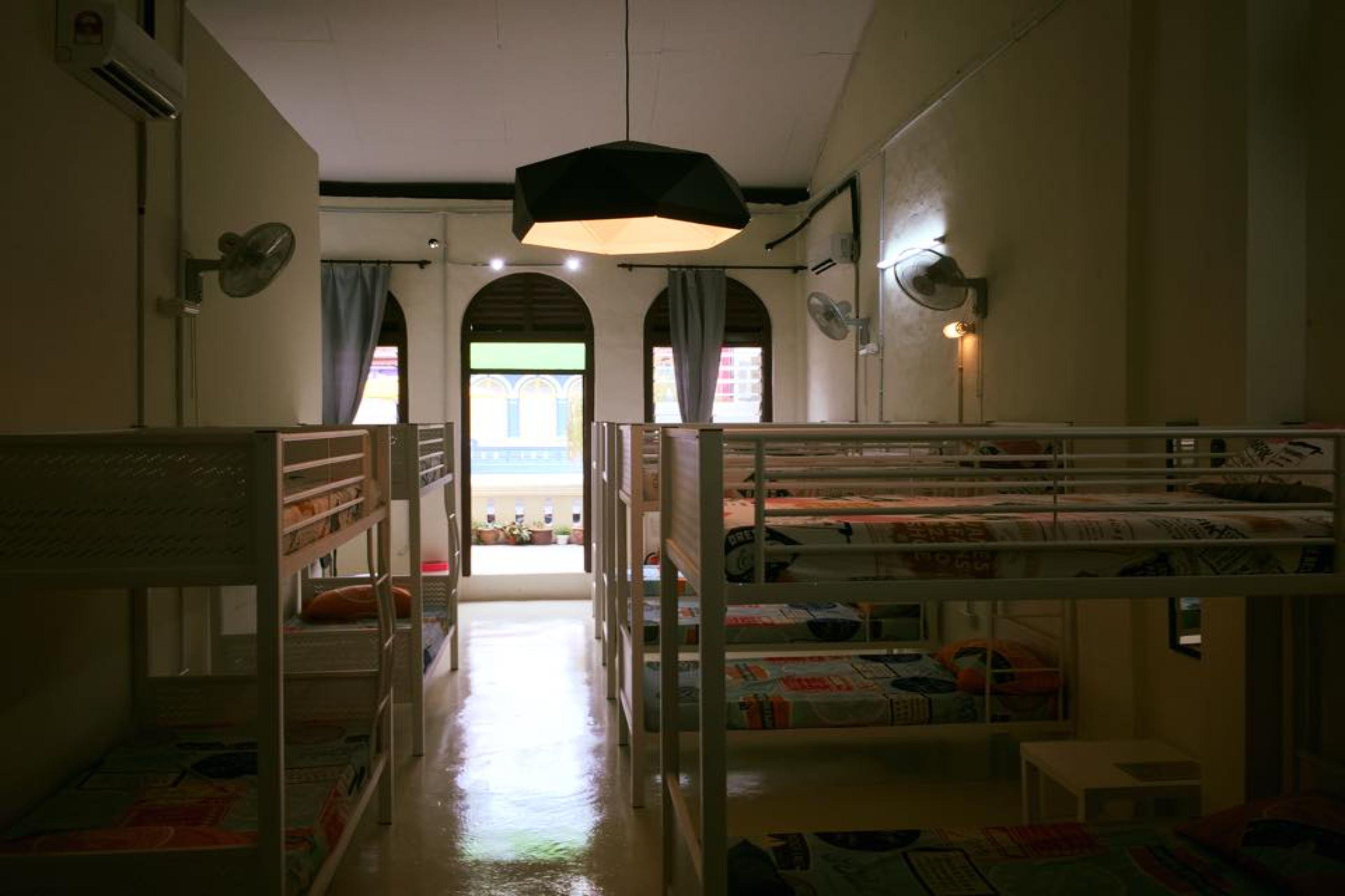 Vloft Backpackers Hostel Ipoh Bagian luar foto