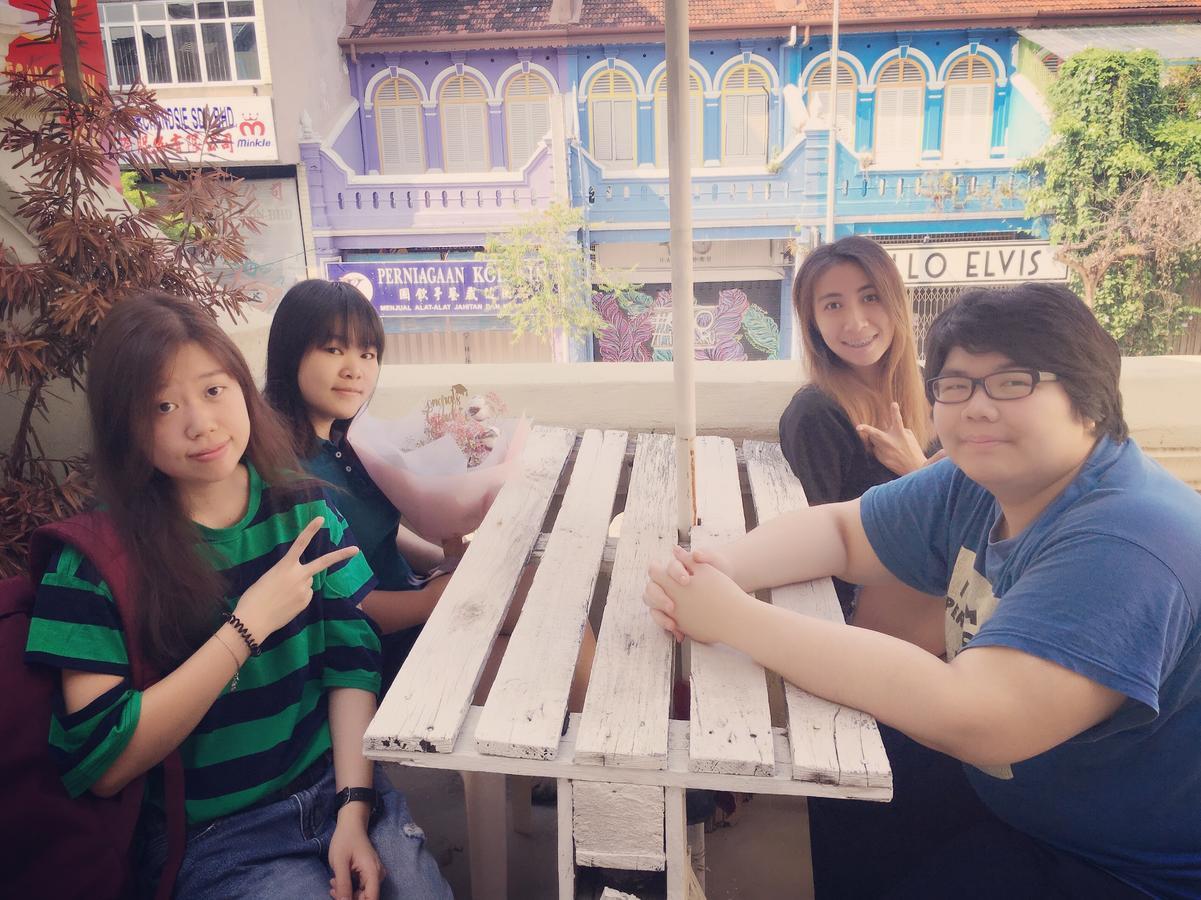 Vloft Backpackers Hostel Ipoh Bagian luar foto